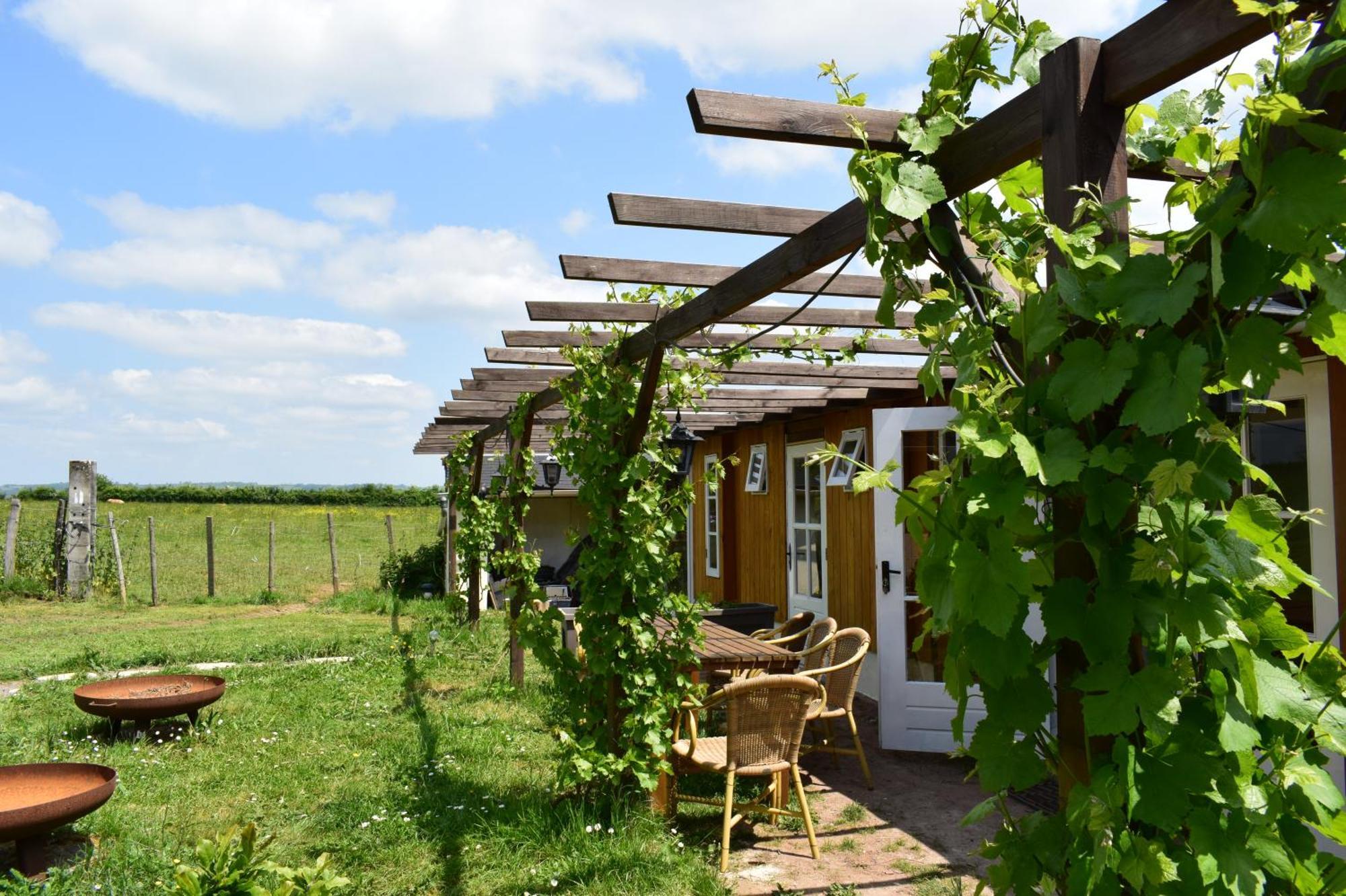 Bed and Breakfast Le Chene D'Or Marcheseuil Экстерьер фото