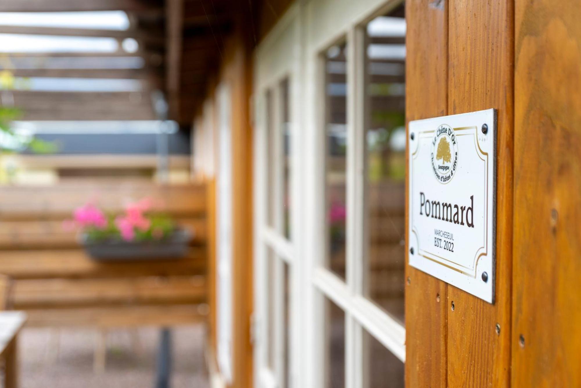 Bed and Breakfast Le Chene D'Or Marcheseuil Экстерьер фото